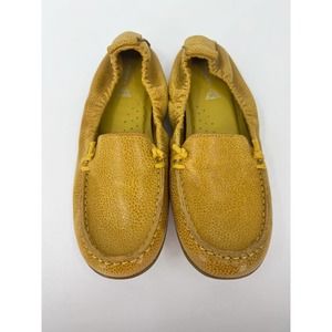 Hush Puppies Tan Moccasin Loafers Slip On Women's Size 8.5 Wide Large